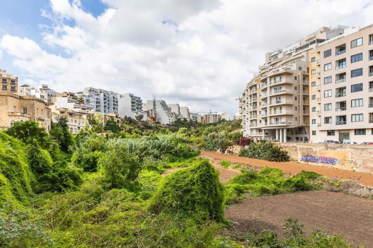 Apartment Fantastic 3 Bedroom Duplex Penthouse With Terrace Sliema