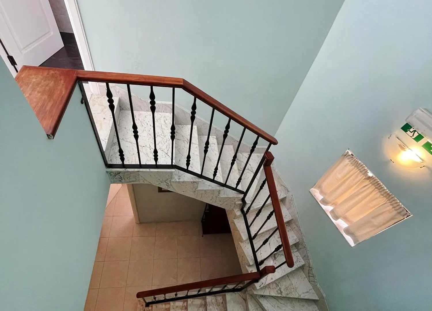 Fantastic 3 Bedroom Duplex Penthouse With Terrace Sliema 0*,