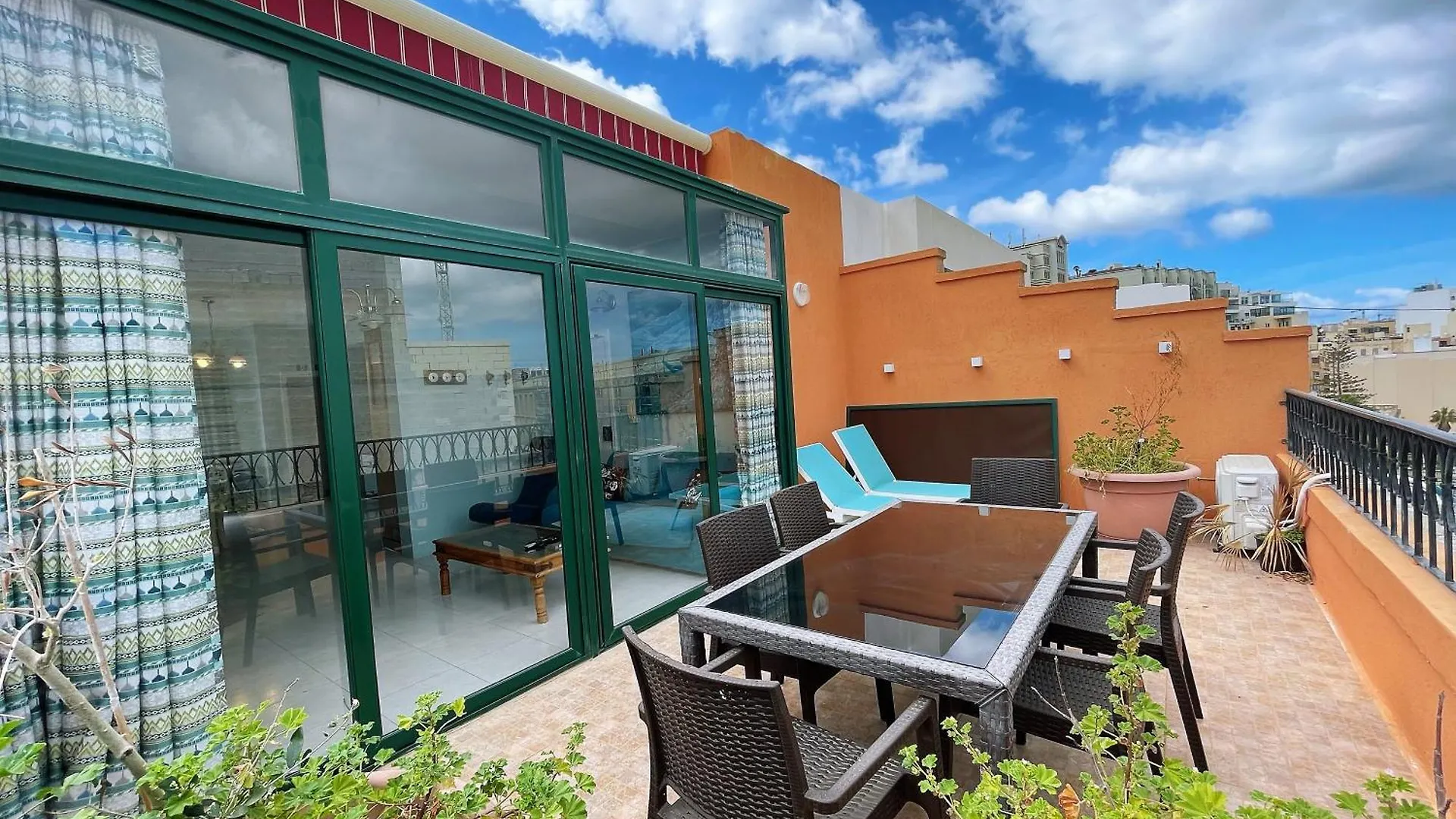 Apartment Fantastic 3 Bedroom Duplex Penthouse With Terrace Sliema
